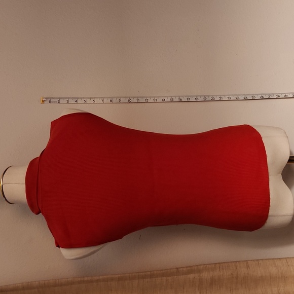 Womens V-neck sleeveless red sweater size Small - Picture 3 of 7